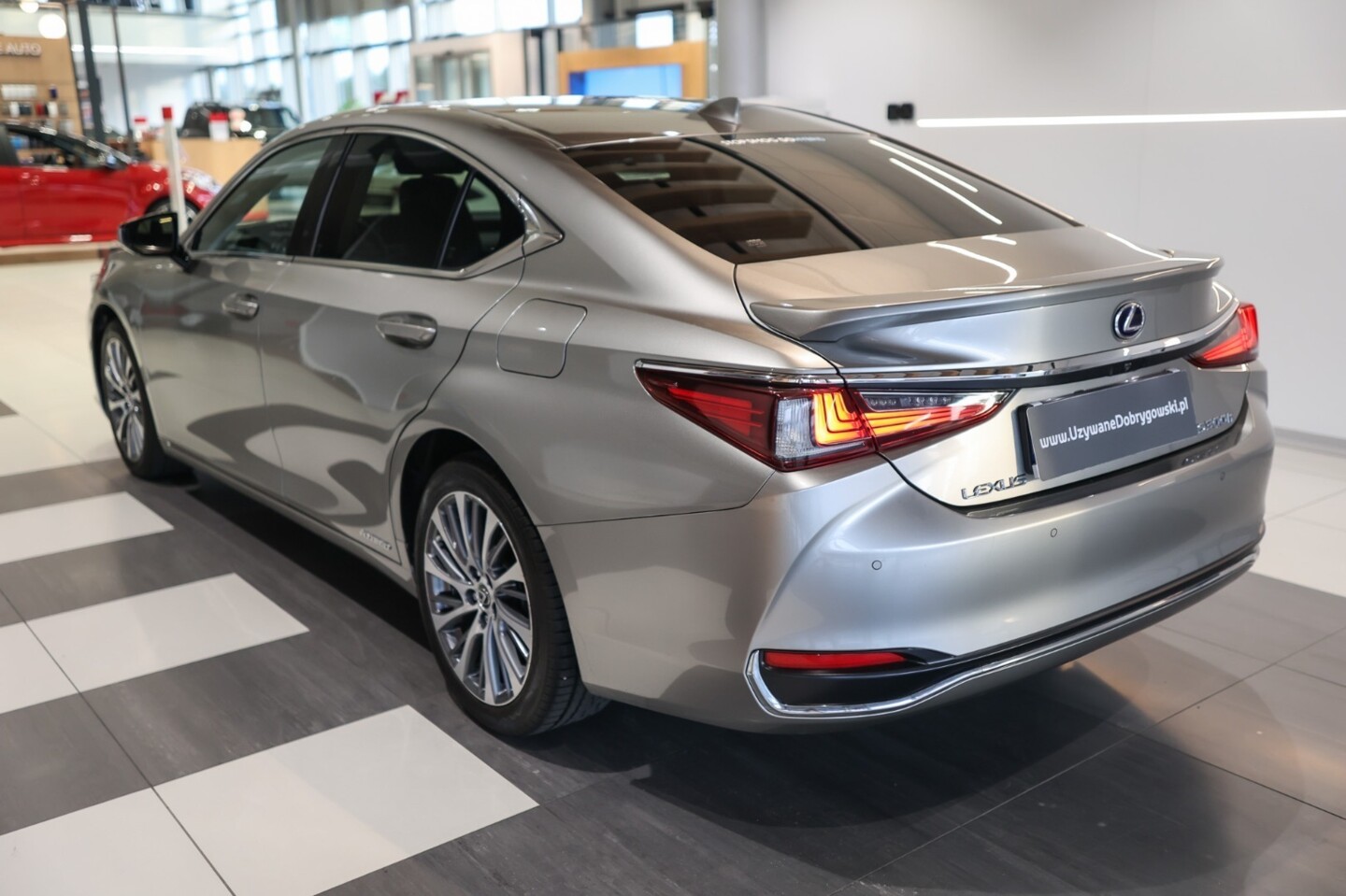 Lexus ES
