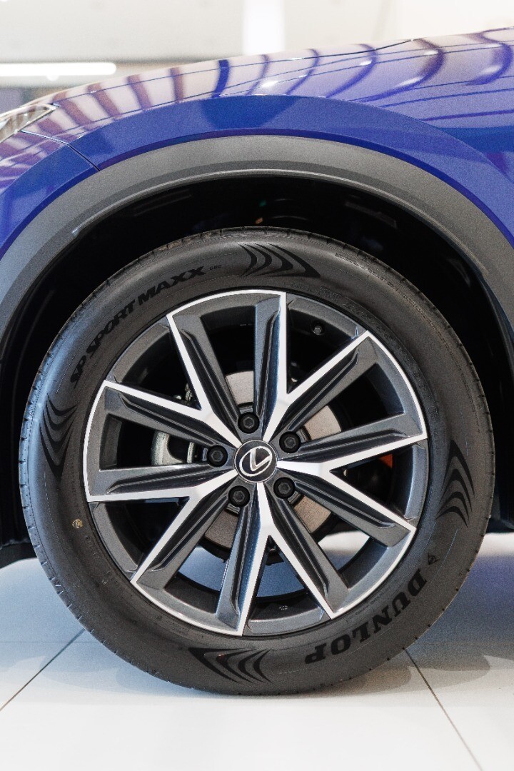 Lexus LBX