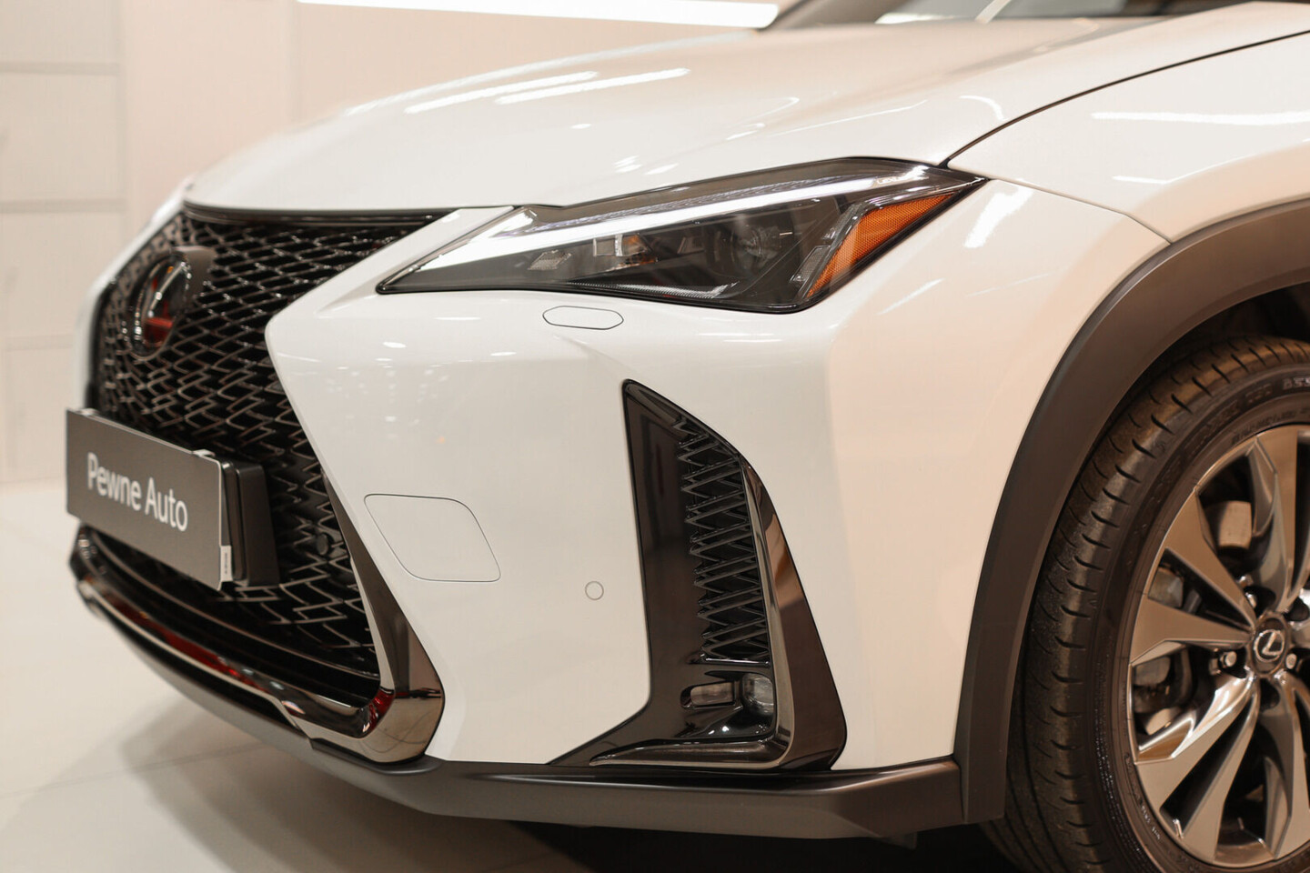 Lexus UX