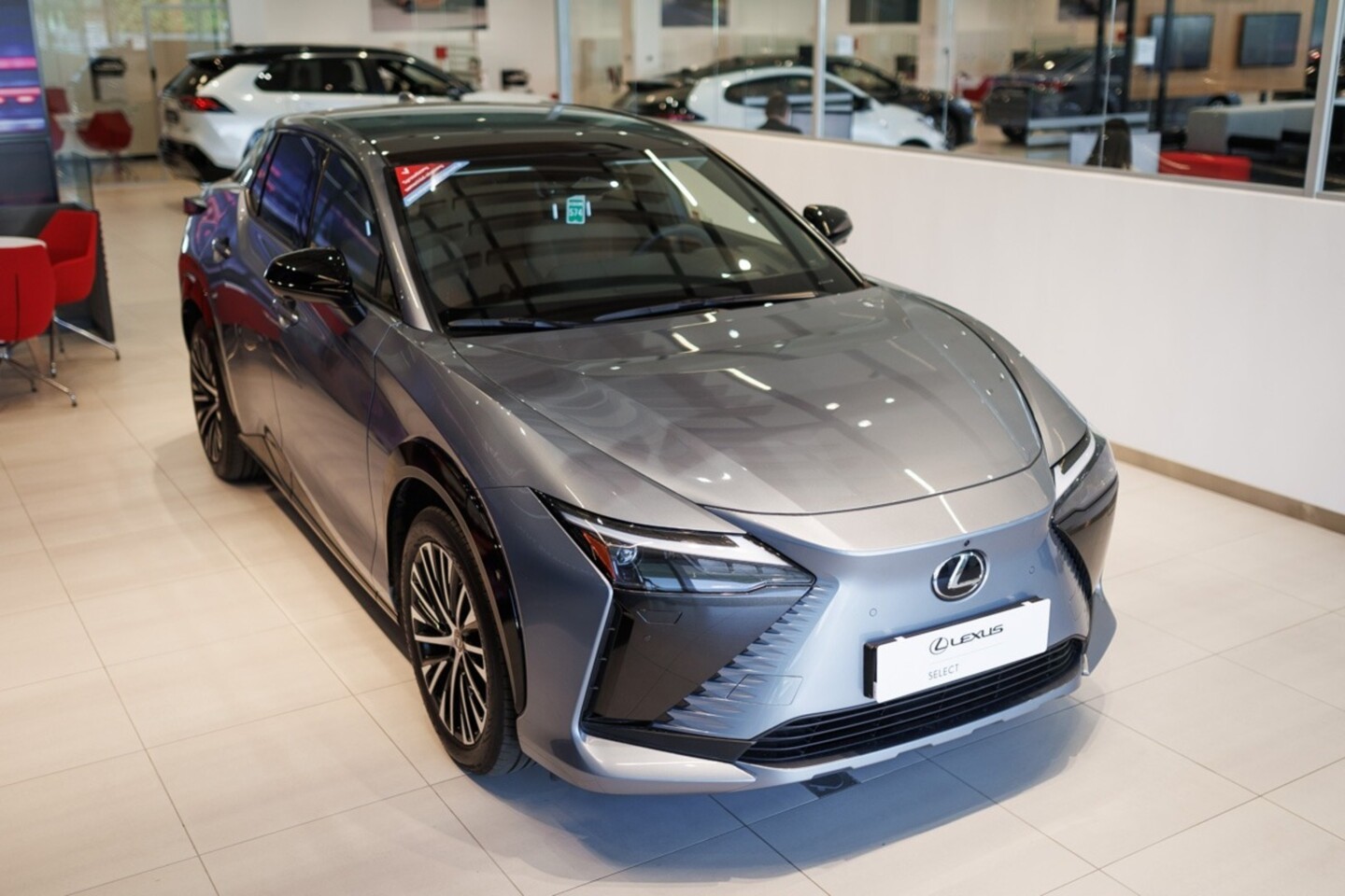 Lexus RZ