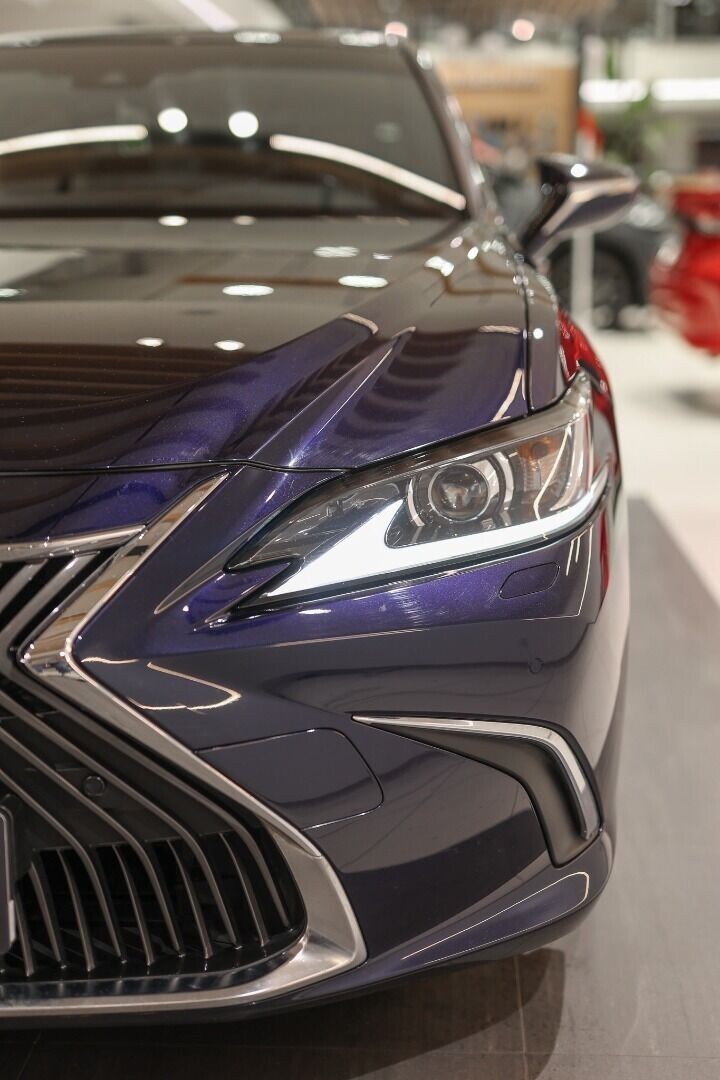 Lexus ES