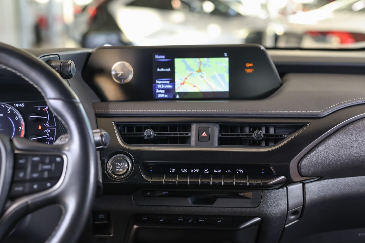 Lexus UX