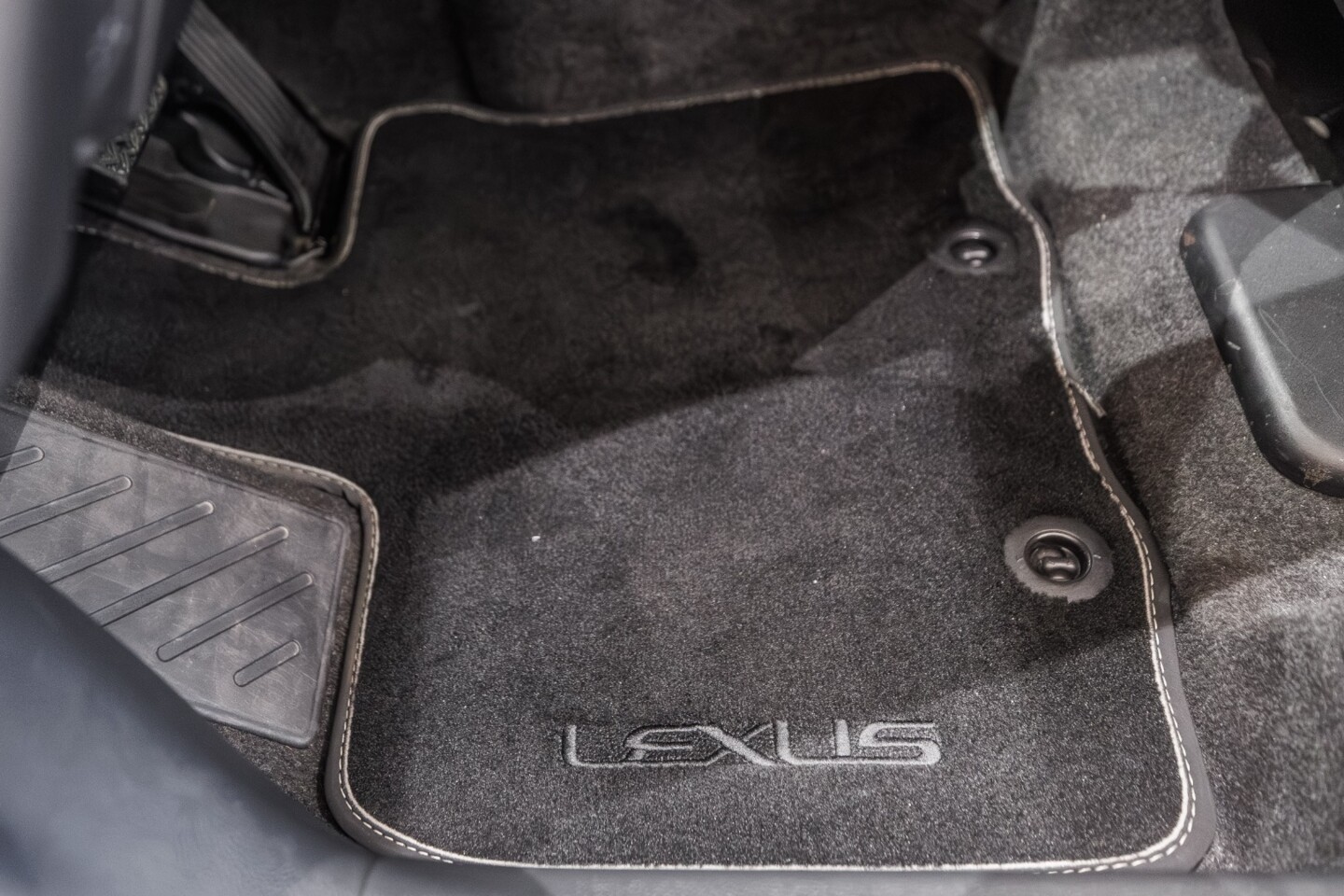 Lexus LBX