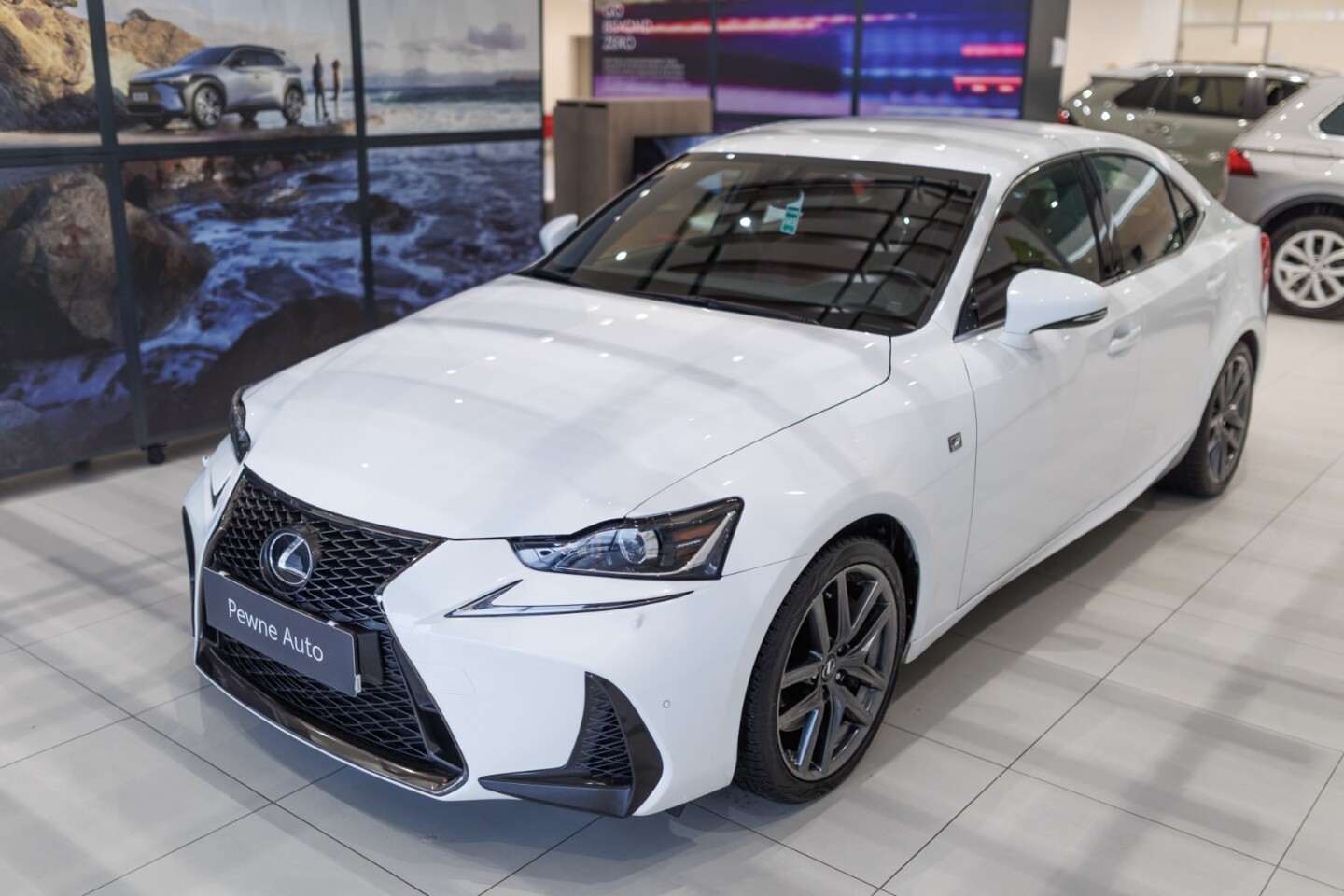 Lexus IS