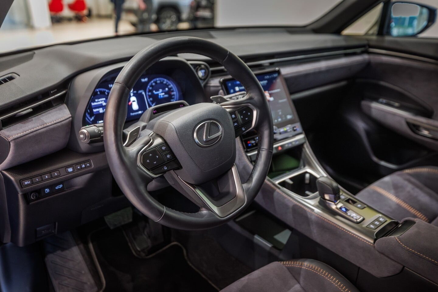 Lexus LBX