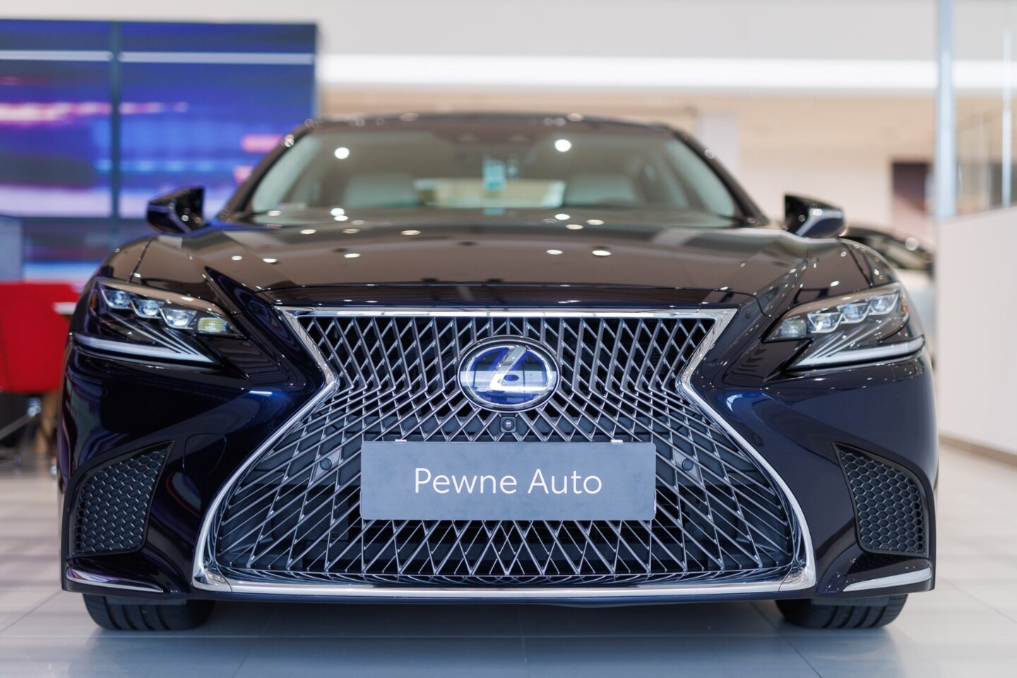 Lexus LS