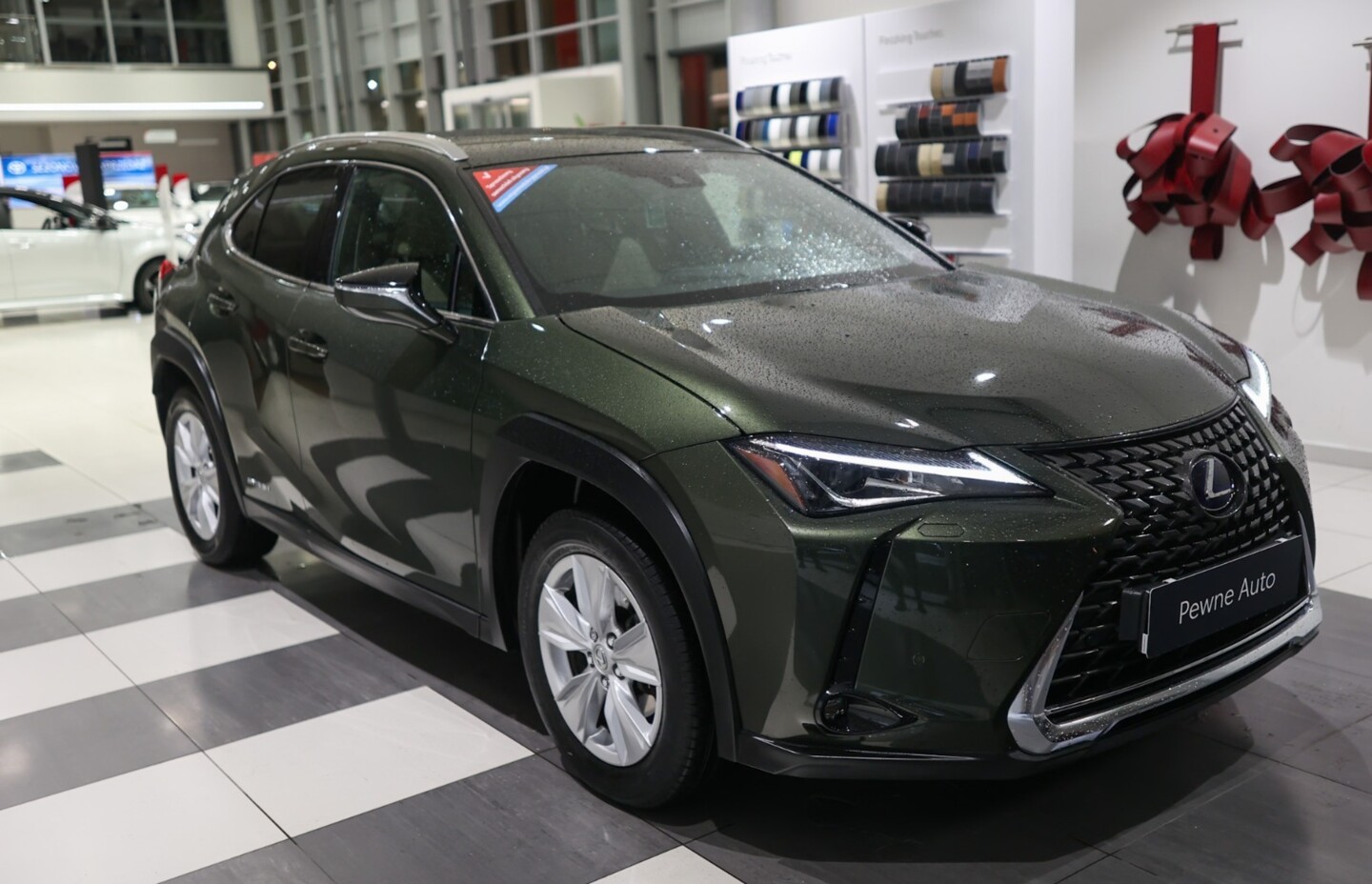 Lexus UX