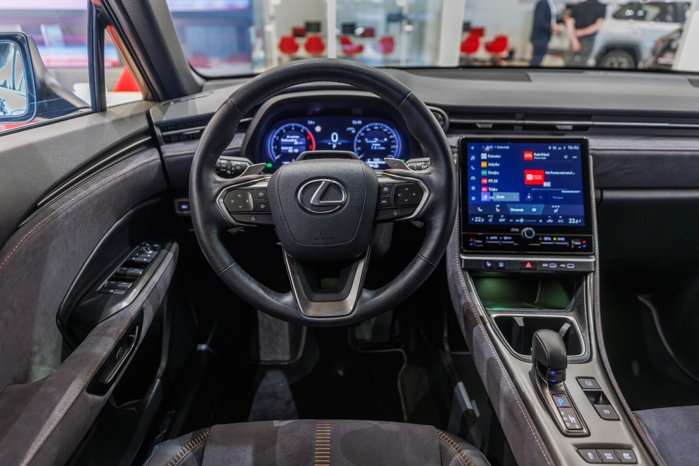 Lexus LBX