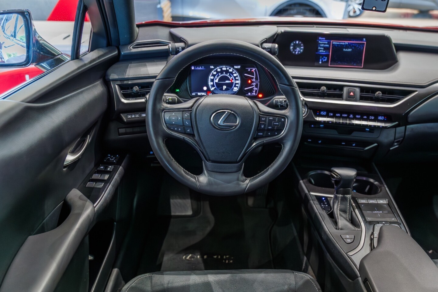 Lexus UX