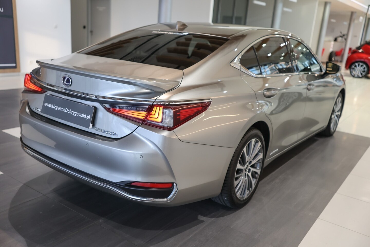 Lexus ES