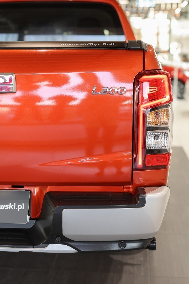 Mitsubishi L200